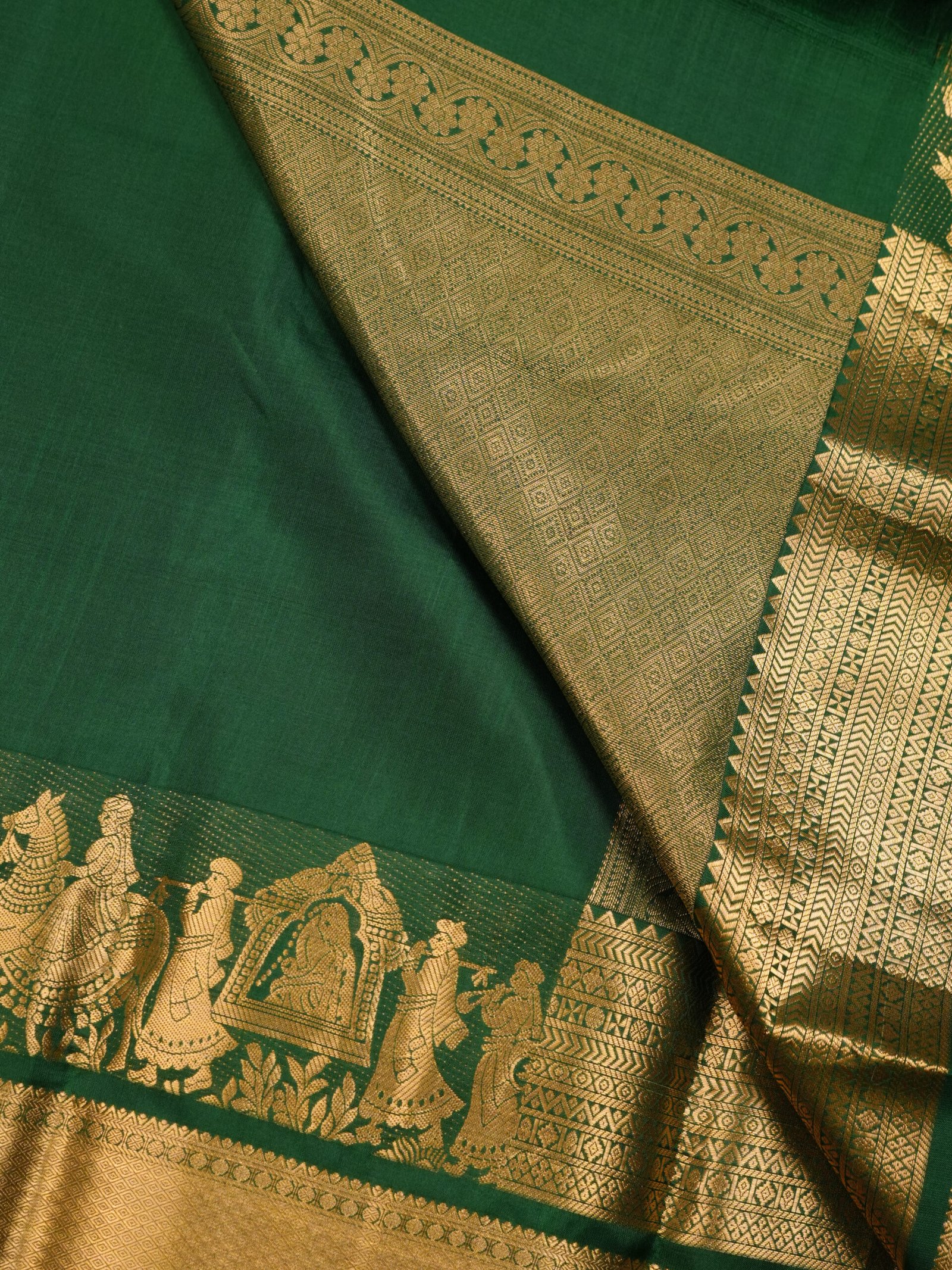 Green Pure Kanchipuram Silk Saree - Image 2