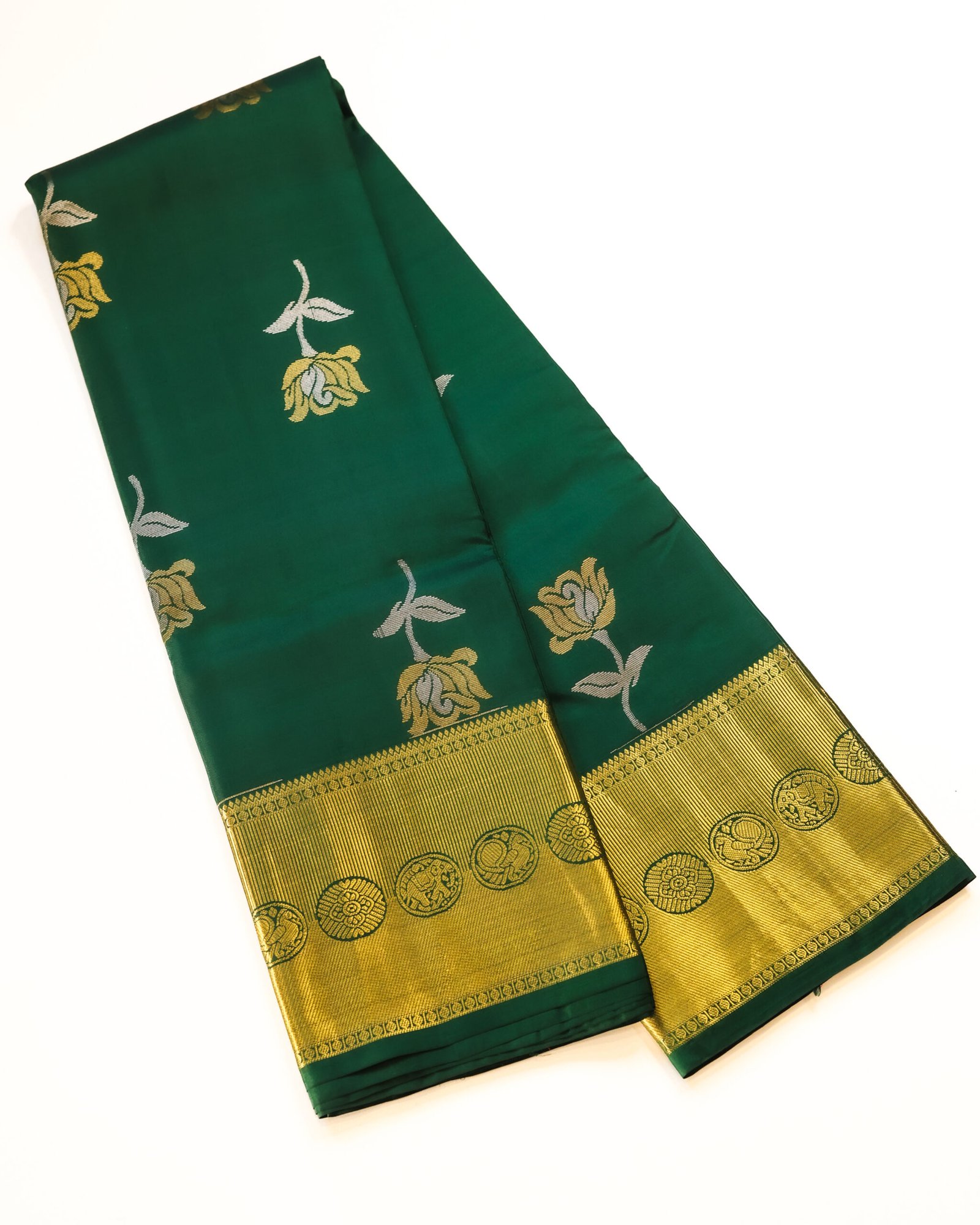 Emerald Green Pure Silk Saree - Image 4