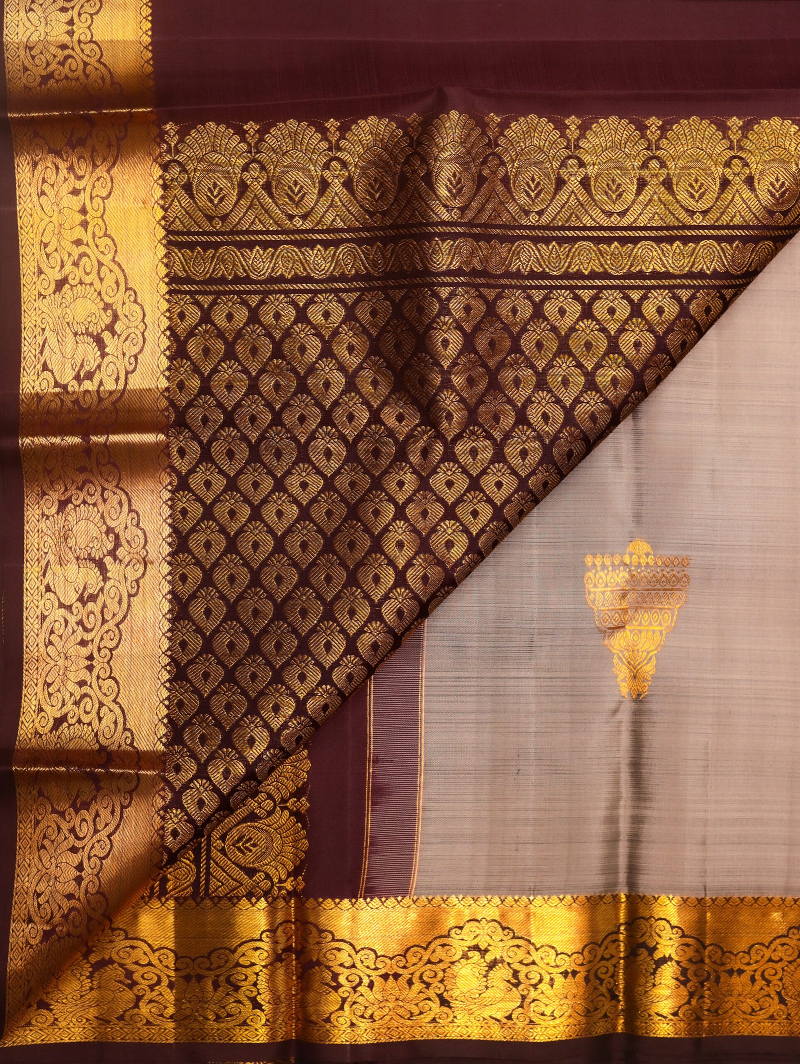 Silver Grey Pure Kanchipuram Saree - Image 2
