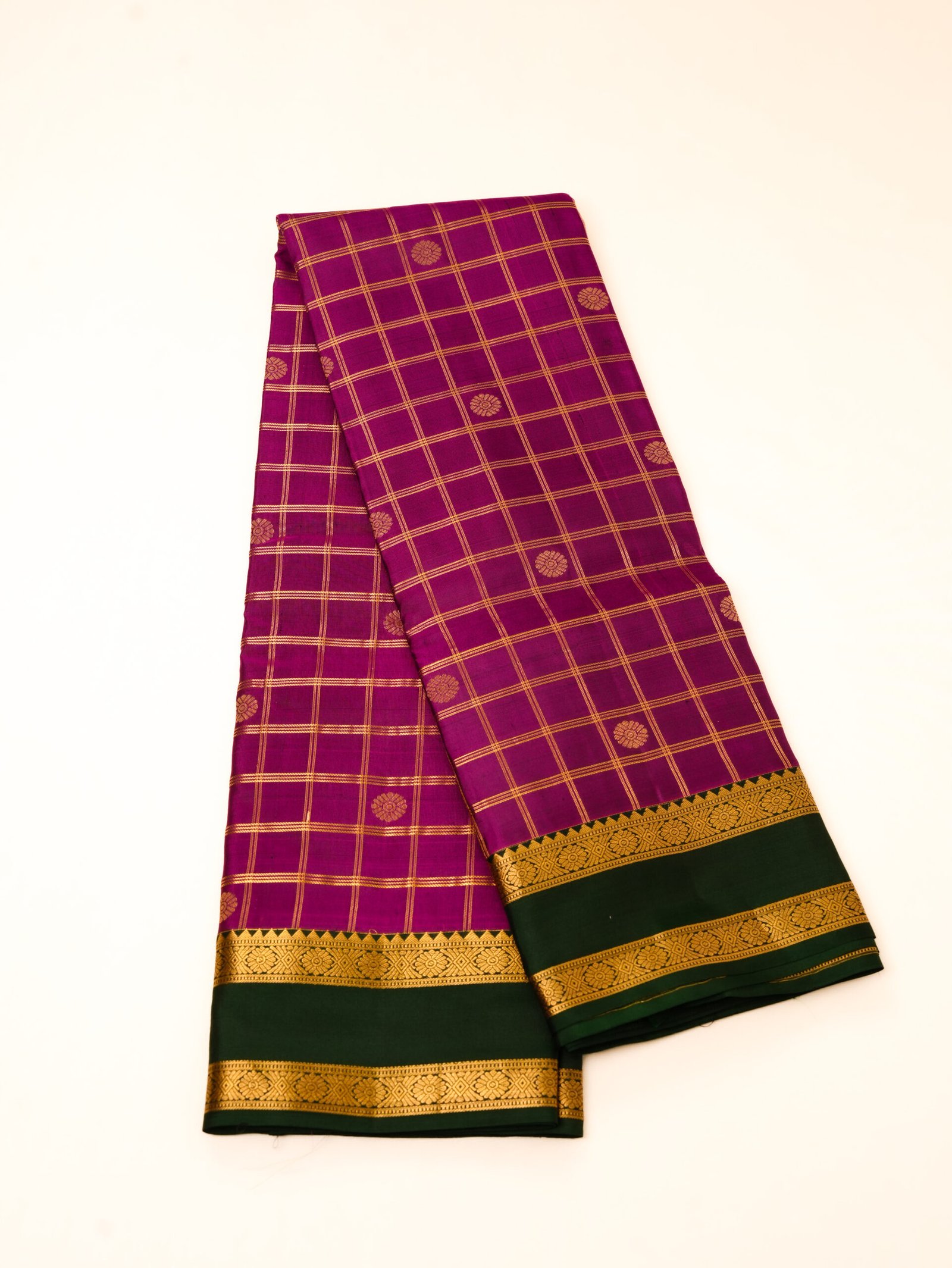 Magenta Pure Kanchipuram Silk Saree - Image 3