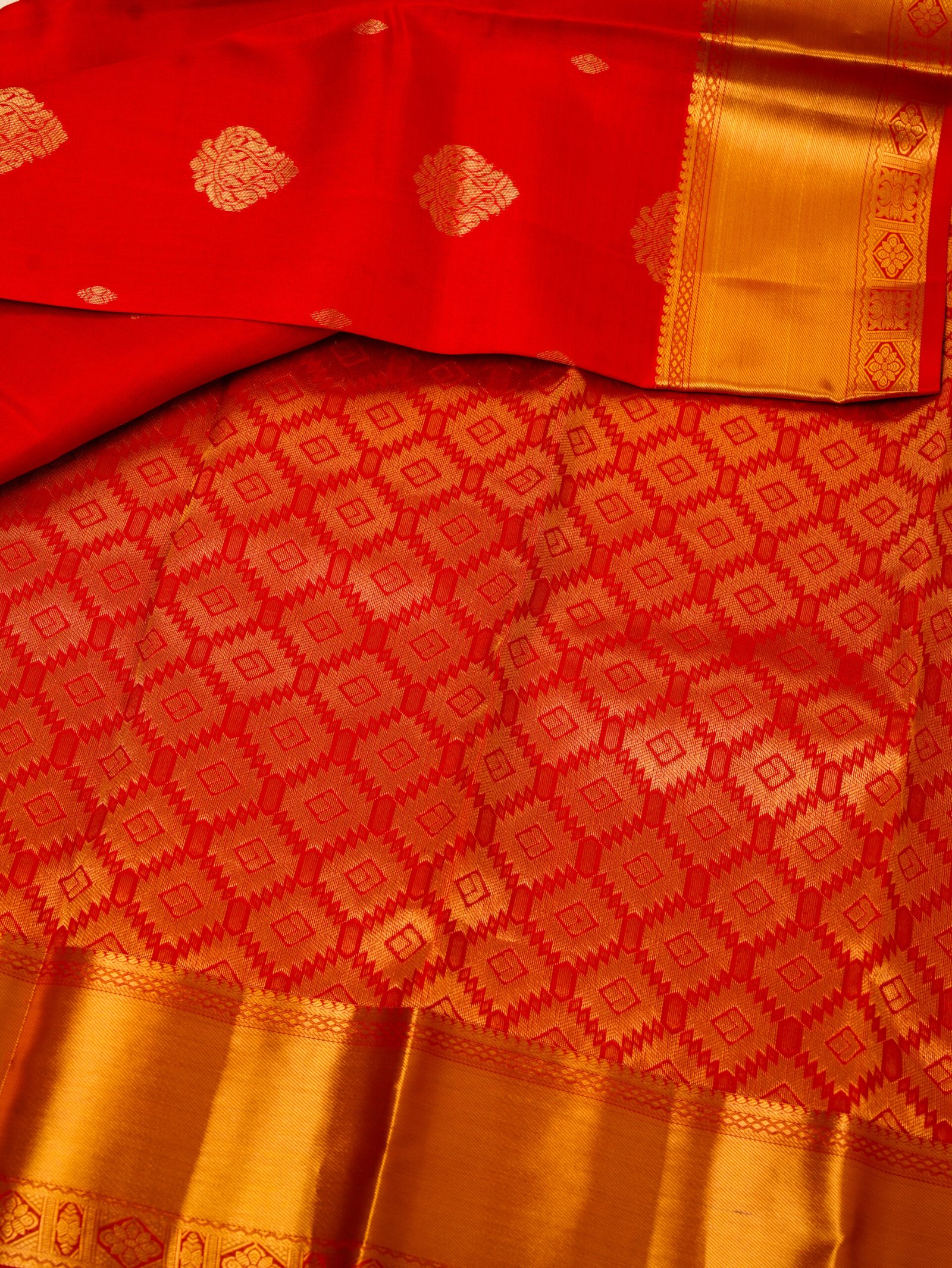 Bright Red Pure Kanchipuram Silk Saree - Image 3