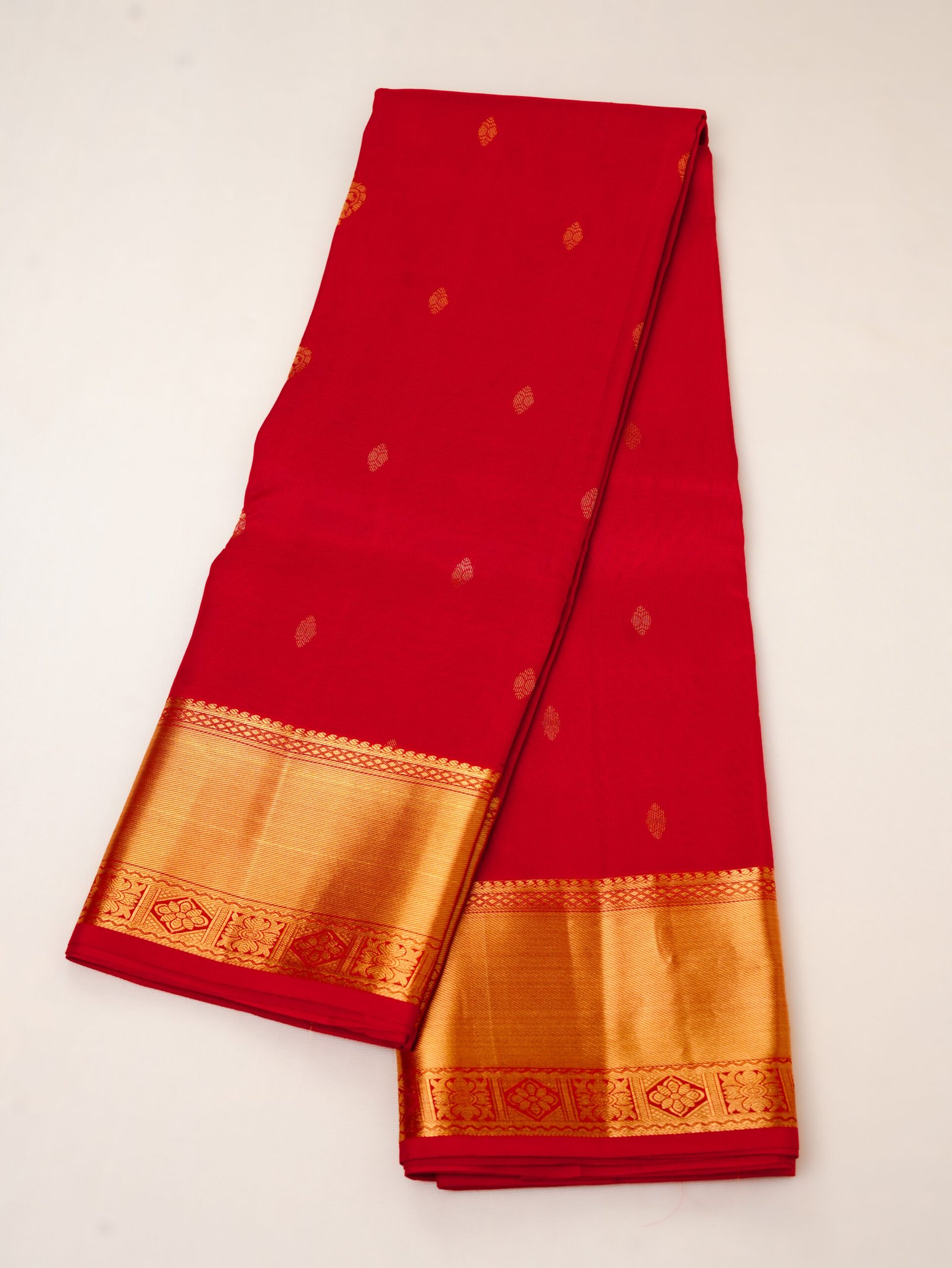 Bright Red Pure Kanchipuram Silk Saree - Image 2