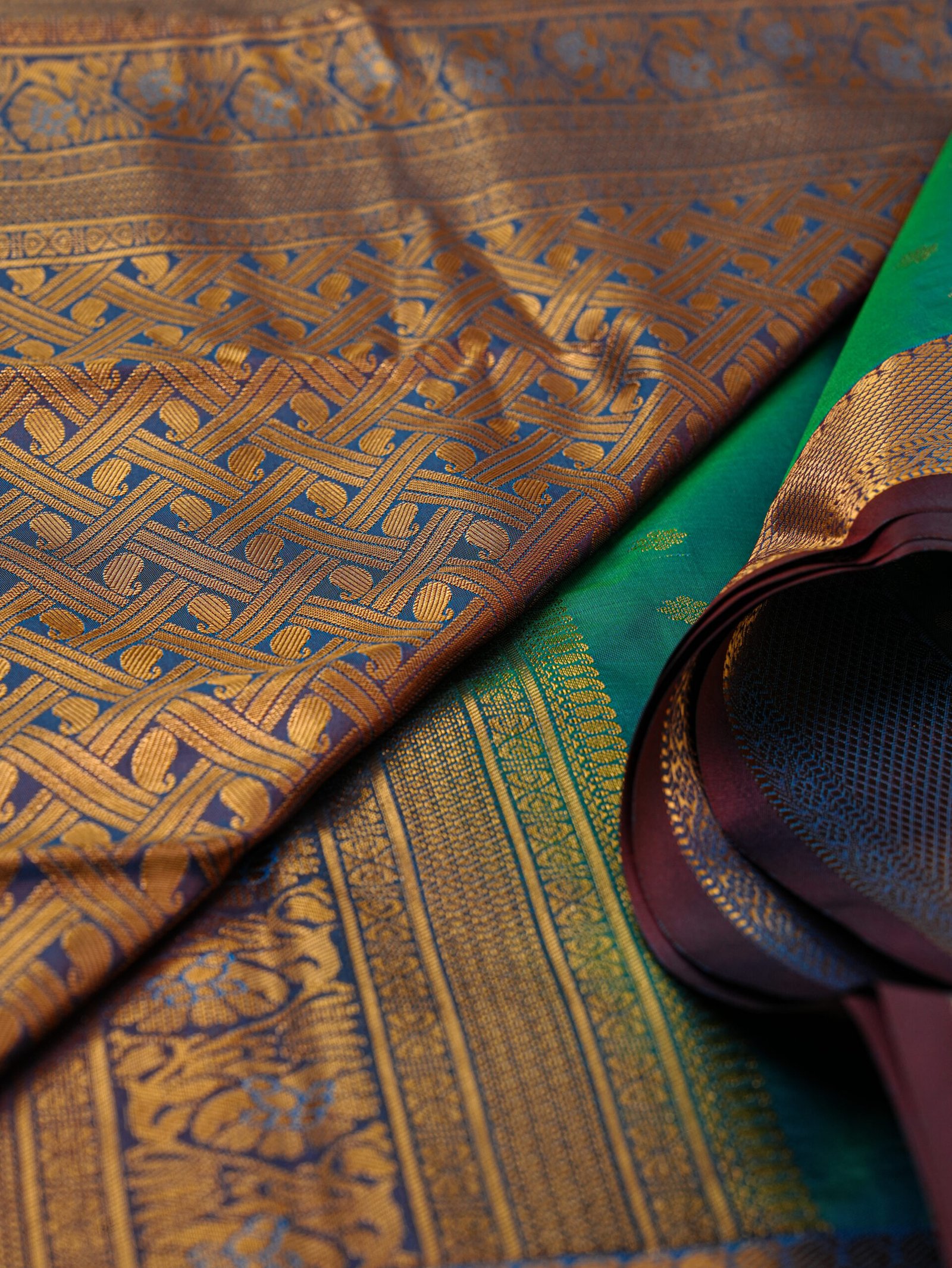 Emerald Green Semi Silk Saree - Image 3