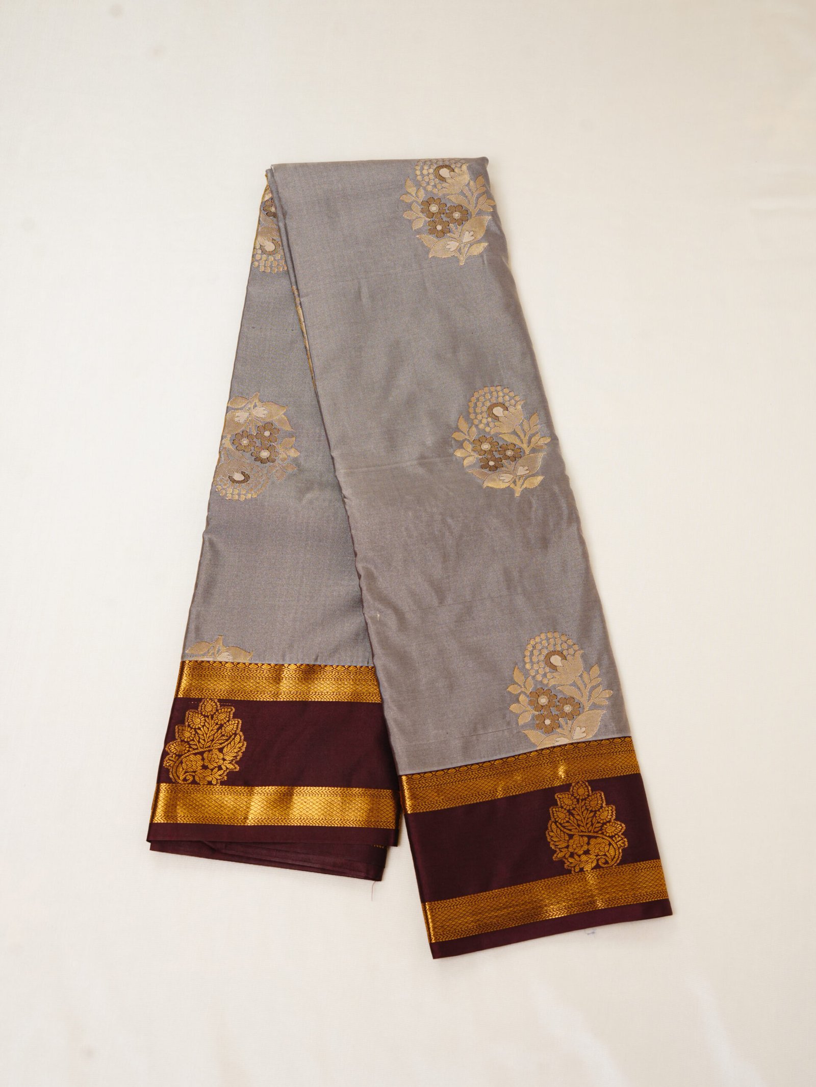 Silver Grey Semi Silk Saree - Image 2