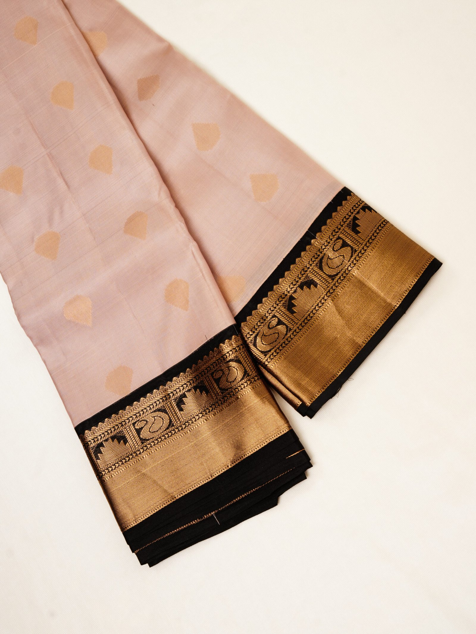 Peach Pink Pure Kanchipuram Silk Saree - Image 2