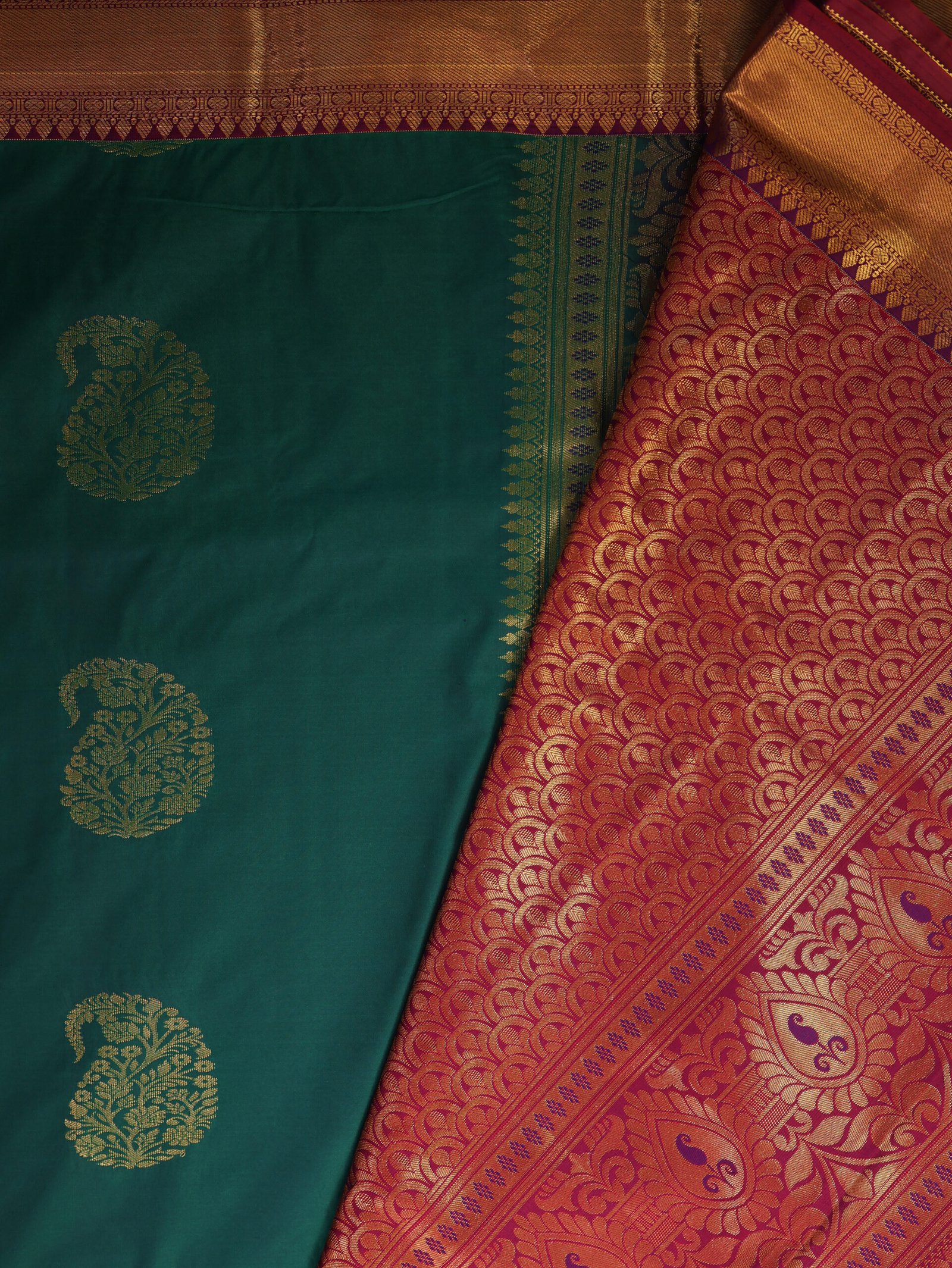 Emerald Green Semi Silk Saree - Image 2