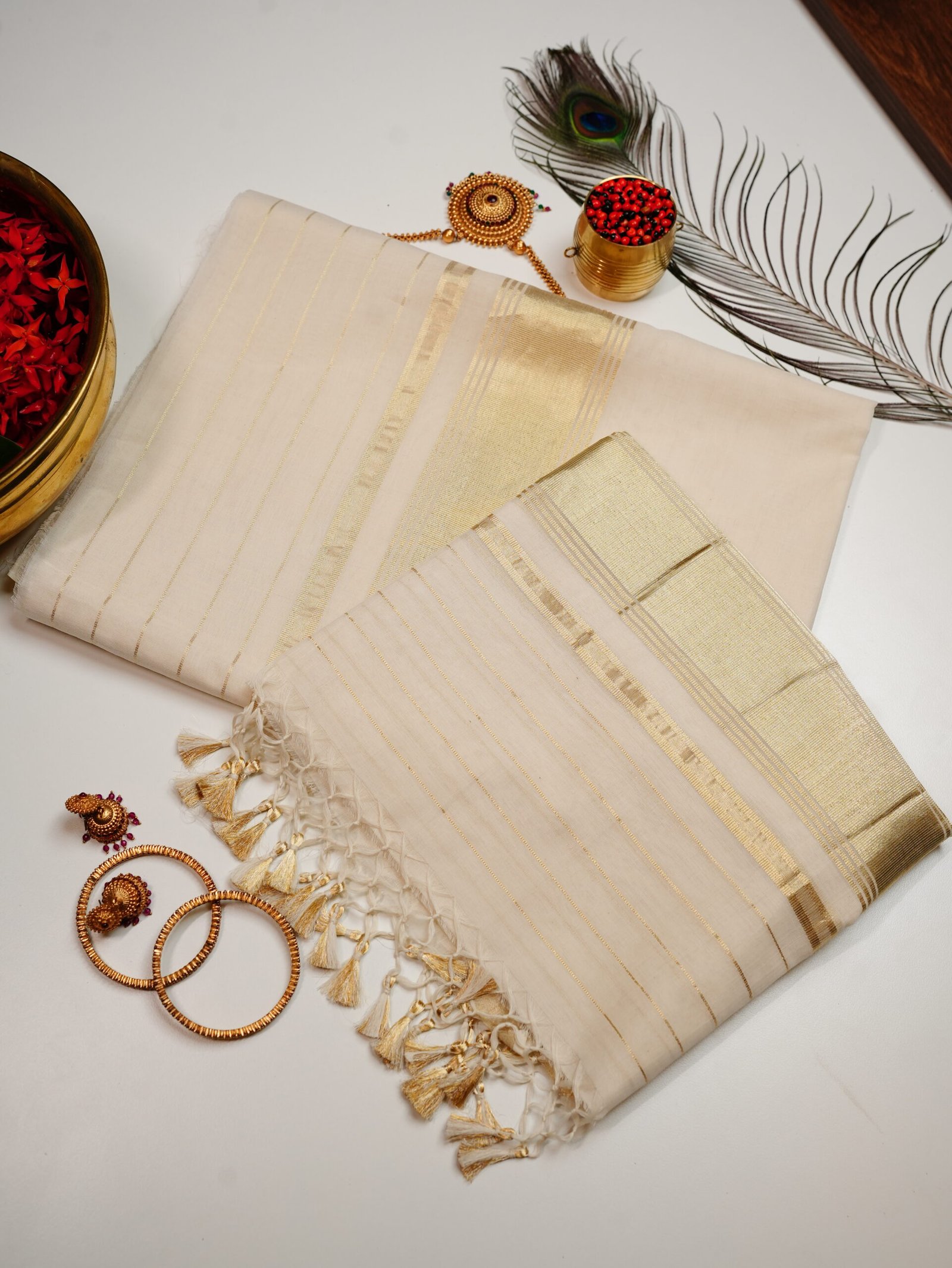 Ivory Golden Kasavu Pure Handloom Kerala Set Mundu - Image 4