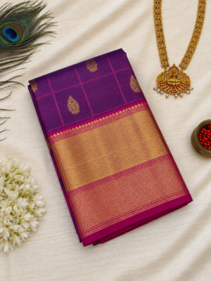 Deep Purple Avanthika Pattu